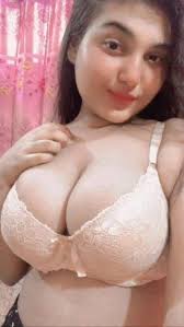 call girls in Goldfinch Hotel Mumbai